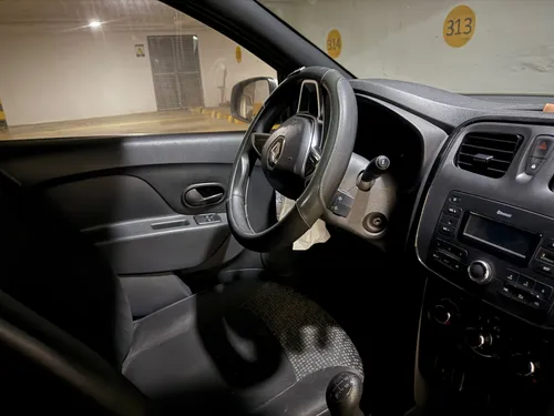 Renault Logan 1.6 Authentique / Life