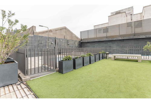 Edificio Av. Recoleta (1 Est. 1 Bod.) Vista Nororiente Piso