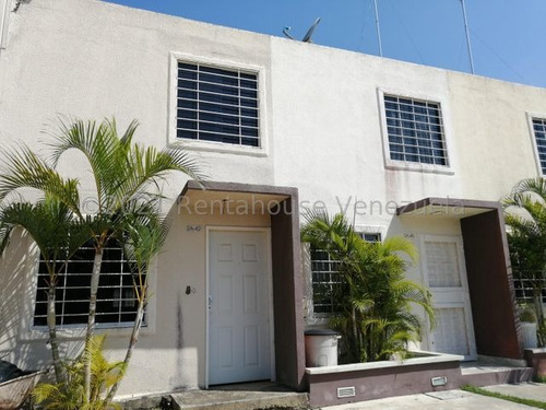 Imagen 2 de 14 de Casa En Venta Terrazas De La Ensenada, Barquisimeto 22-5175
