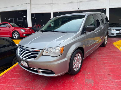 Imagen 1 de 9 de Chrysler Town & Country 3.6 Li At