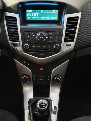 Imagem 8 de 9 de Chevrolet Cruze Hb Sport Lt 1.8 16v Flex Mec