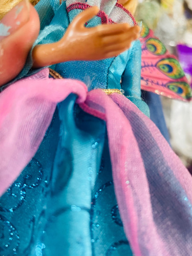 Muñeca Barbie Princesa De La Isla (Usado)