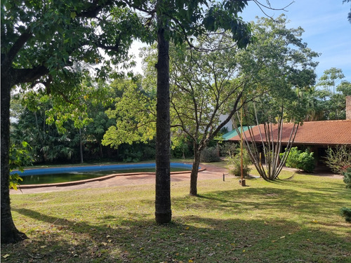 Casa Parque En La Ciudad, La Mansion Del Bosque