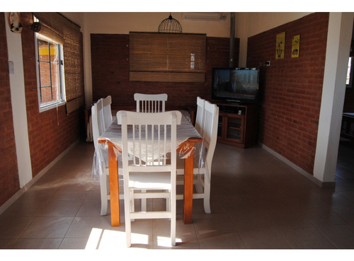 Venta Complejo De 3 Cabañas, Las Paredes,san Rafael Con Cochera
