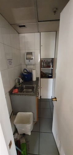 Imagen 5 de 5 de Oficina En Arriendo En Providencia