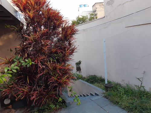 Casa, 3 Dormitórios, 1 Suíte, 3 Banheiros, Garagem 4 Carros