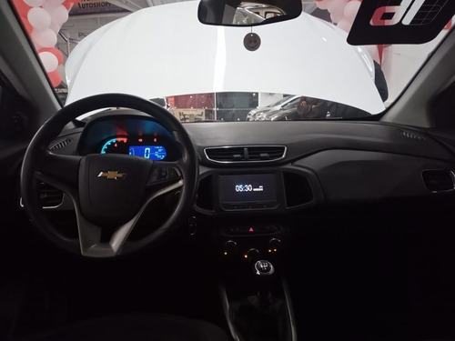 Imagem 10 de 13 de Chevrolet Onix 1.4 Ltz Spe/4 Flex Manual
