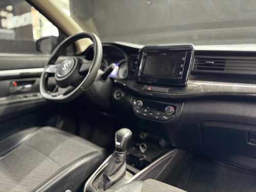 Suzuki ertiga xl7 1.5 Glx At