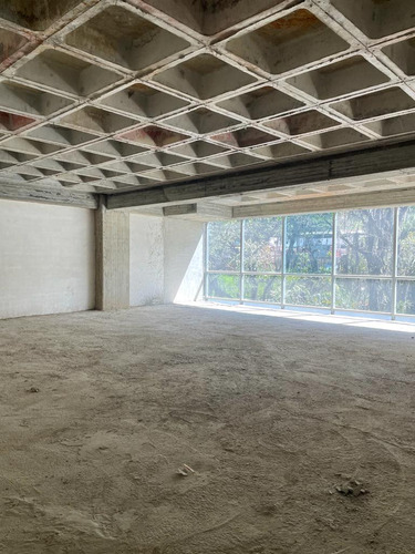 Oficinas En Venta 125 M2 - Urb. Los Naranjos Del Cafetal