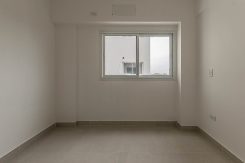 Venta Caseros Centro Departamento 2 Ambientes A Estrenar