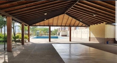 Imagen 21 de 24 de Freddy Camacaro Rentahouse, Apartamento En Venta En Monteserino San Diego. 22-2681