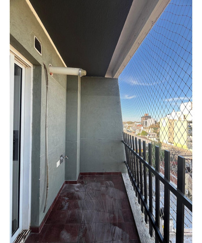 Venta De Departamento 2 Ambientes Con Balcon