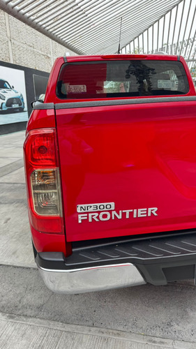 Nissan NP300 Frontier 2.5 Le Aa Mt