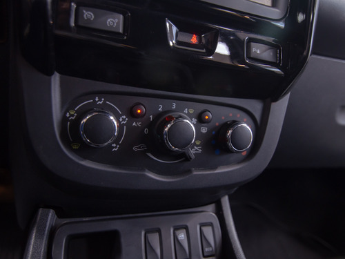 Renault Duster 1.6 Ph2 4x2 Privilege