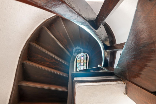 Imagen 8 de 19 de Muy Linda Casa Construida En 1940 Por Ramón Bello Y Alberto Reborati.