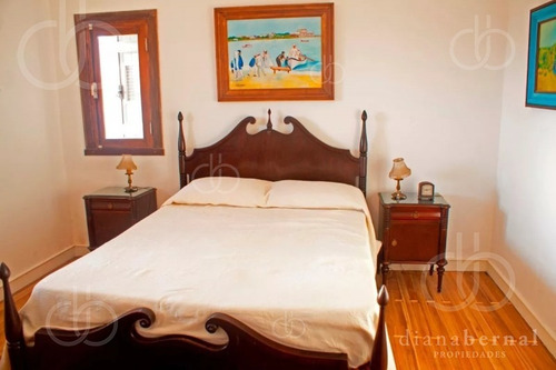 Imagen 8 de 12 de Casa En Península Punta Del Este, 6 Dormitorios, Jardín Y Piscina.- Ref: 890