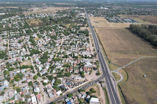 Imagen 3 de 14 de Depósito En Venta O Permuta Ubicado En Moreno, Moreno
