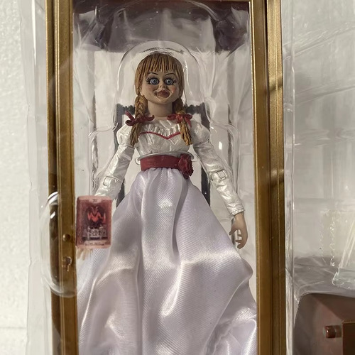 Figura De Acción Neca Annabelle Figure Comes Home Annabelle