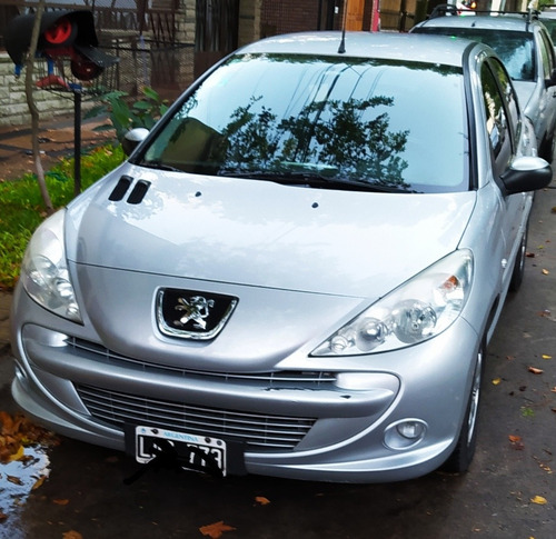 Peugeot 207 2012 1.4 Xs
