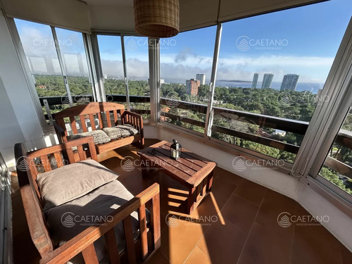 Excelente Apartamento En Venta En Punta Del Este 