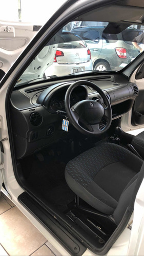 Imagen 7 de 14 de Renault Kangoo 2016 1.6 Furgon Ph3 Confort 5as Lc