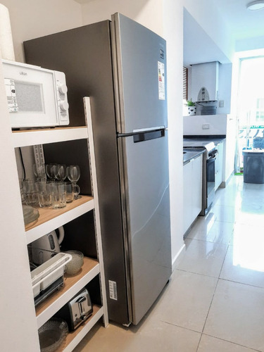Imagen 4 de 15 de Amoblado Y Equipado - 2 Ambientes - Palermo Hollywood - Ideal Estudiantes - Edificio Con Piscina, Jardines, Solarium, Parrilla, Quincho, Salón De Usos Múltiples, Gimnasio, Laundry.