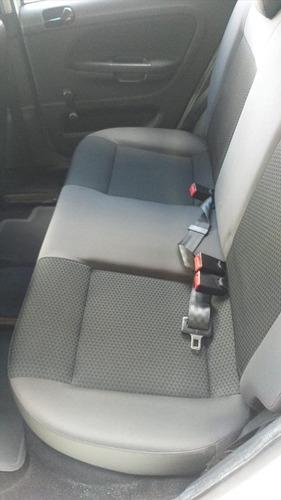 Imagem 8 de 8 de Volkswagen Voyage 1.6 Msi Totalflex