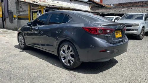 Mazda 3 2.0 Touring At