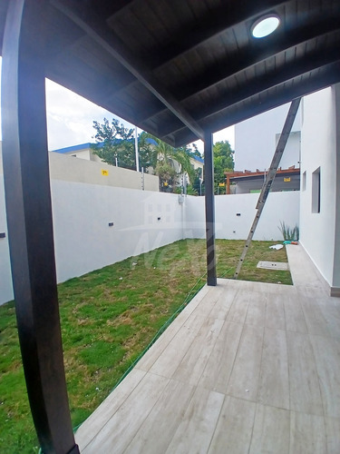 Casa Espectacular En Venta, Santiago (hfc-236)