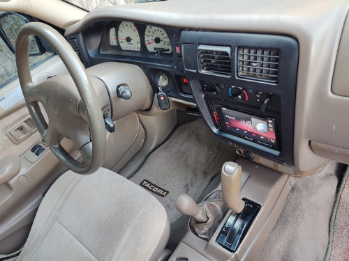 Imagen 8 de 14 de Toyota Tacoma 2004 4x4 Recien Legalizada
