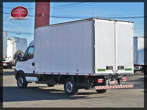 Imagem 12 de 14 de Iveco Daily 35s14 Caminhonete Com Baú