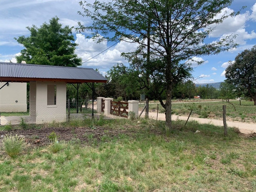 Imagen 2 de 3 de Terreno Con Escritura En Los Reartes