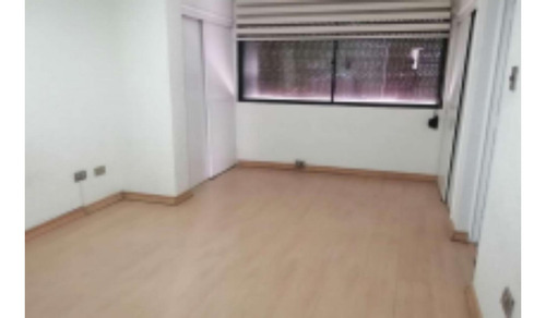Imagen 4 de 6 de Departamento Con Patio Interior En Las Condes