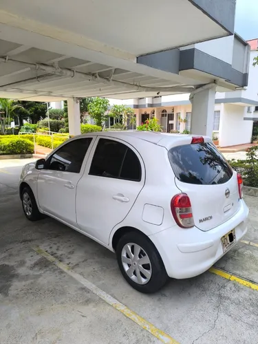 Nissan March 1.6 Sense