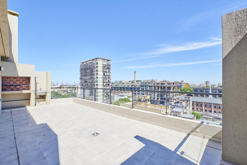 Venta Departamento 2 Ambientes Con Terraza Y Parrilla Propia En Barracas!