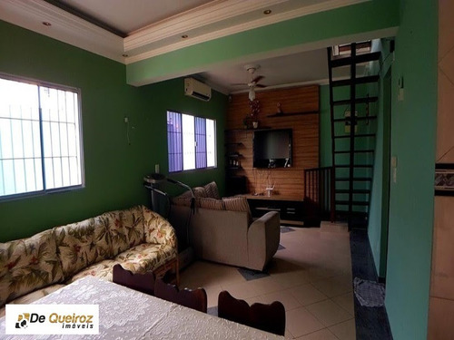 Imagem 3 de 8 de Sobrado Em Mongaguá, Isolado, Lado Morro, Usado, Rua Calçada, 3 Dormitórios, Sala, Cozinha Planejada, 3 Banheiros, Garagem Para 2 Carros, Área De Serv - 2024 - 34354257