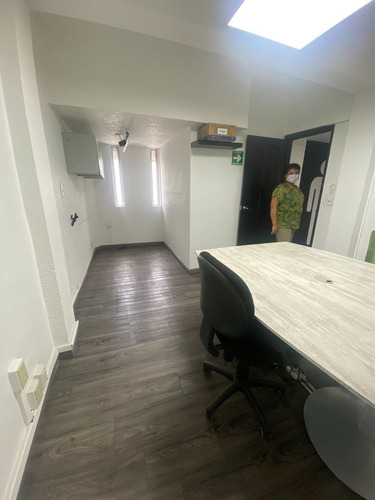 Imagen 9 de 23 de Casa Para Oficina Venta O Renta De 3 Niveles En Venta (8 Niv