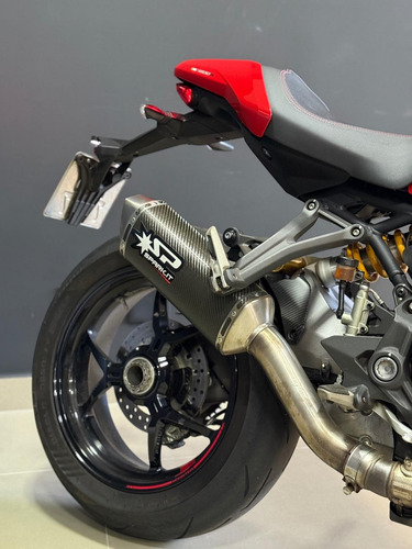 Ducati Monster 1200 S