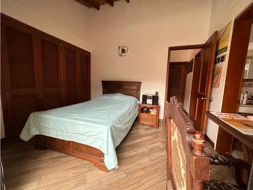 Excelente Casa Para La Venta, Sector Los Balsos, Poblado