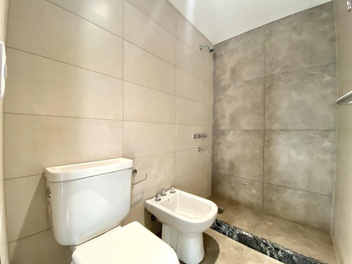 Imagen 17 de 20 de Venta Departamento 2 Dormitorios Frente Al Mercado Del Patio