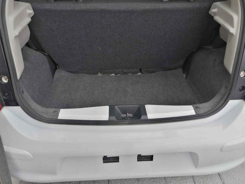 Imagen 15 de 15 de Nissan March 2020 5p Active L4/1.6 Man A/a