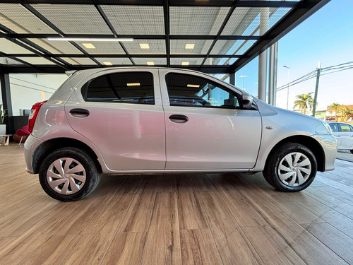 Toyota Etios 1.5 X 6mt My19