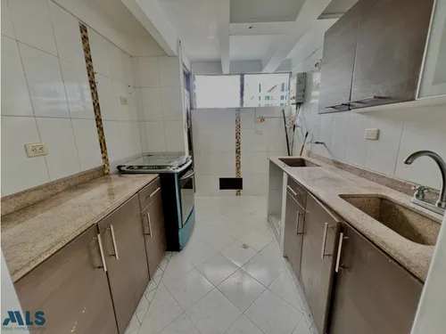 Comodo Y Amplio Apartamento En Envigado De 3 Alcob...(mls#252176)