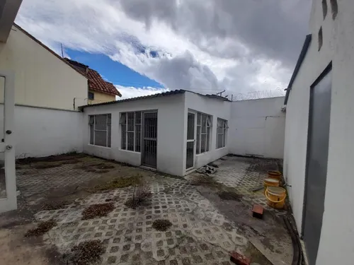 Casa En Venta En Las Villas. Cod V1038256