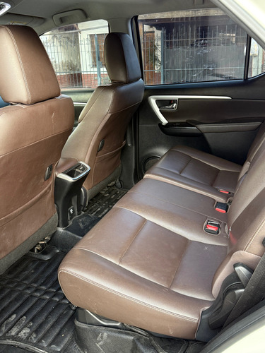 Toyota Hilux Sw4 2.8 Srx 177cv 4x4 7as At