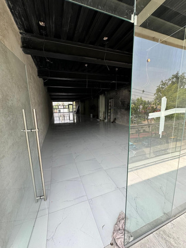 Renta Local Comercial Con Uso 700 M² Nivel 3 - Jinetes Arboledas Tlalnepantla