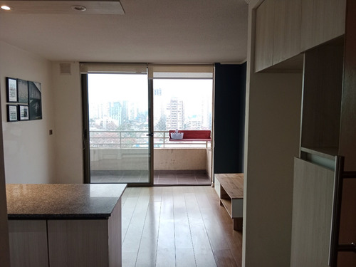 Depto En Piso 14 Con Vista Despejada Con 1d, 1b E Y B, Ñuñoa
