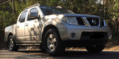 Imagem 1 de 15 de Nissan Frontier 2011 2.5 Strike Cab. Dupla 4x2 4p