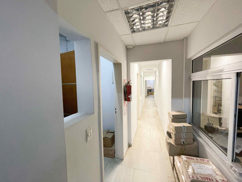Venta Edificio Comercial En Esq. Lomas Del Mirador