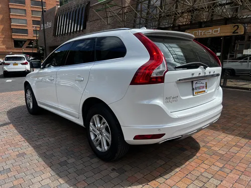 Volvo XC60 2.0 T5 Awd Momentum